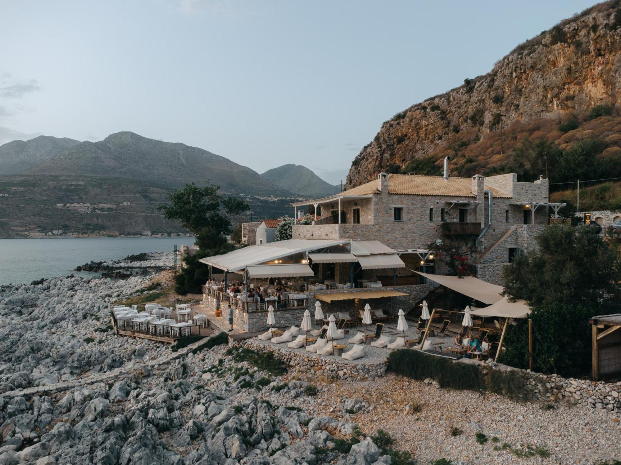 Kourmas Suites ลีเมนี ภายนอก รูปภาพ