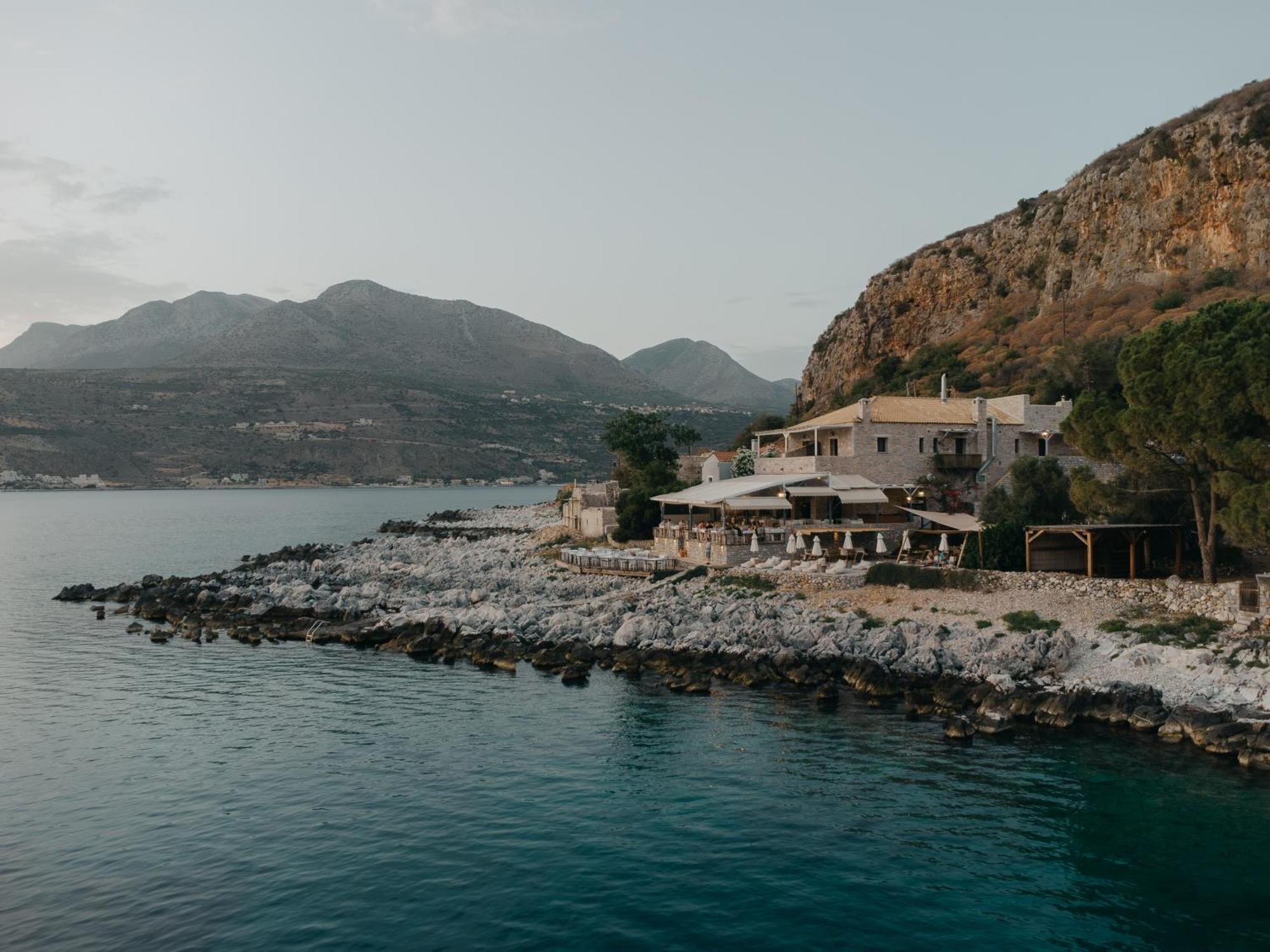 Kourmas Suites ลีเมนี ภายนอก รูปภาพ