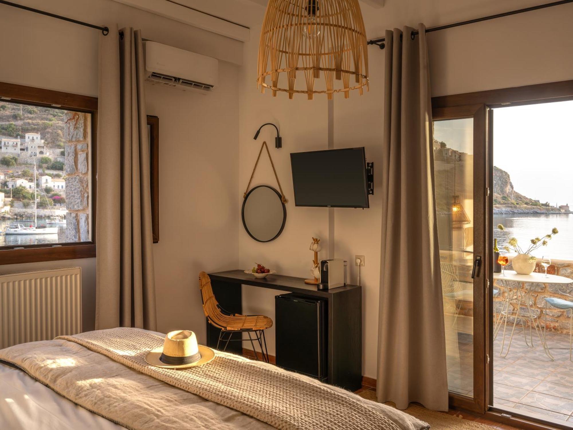 Kourmas Suites ลีเมนี ภายนอก รูปภาพ